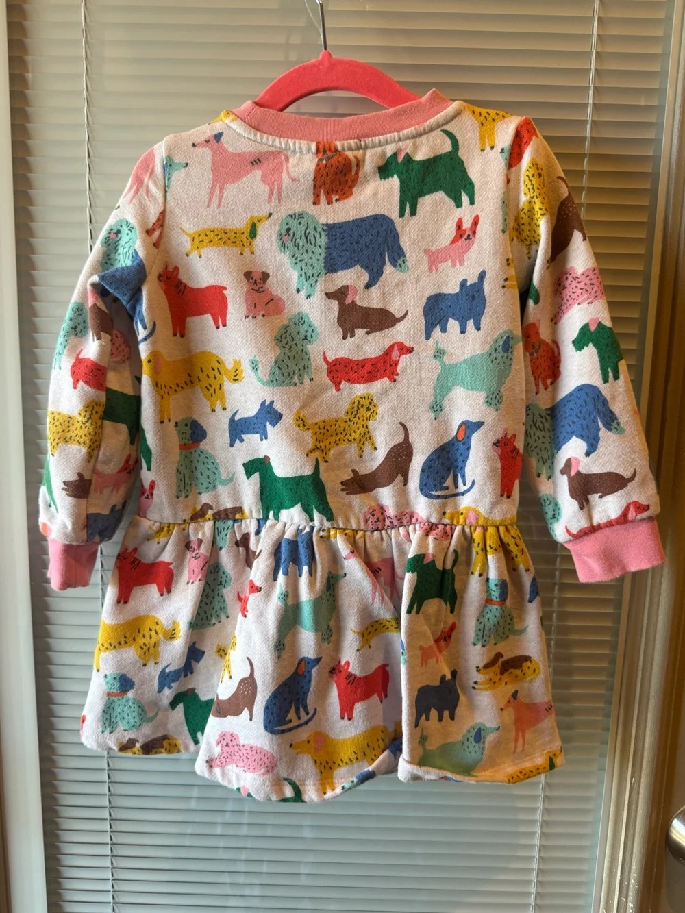 Mini Boden Dog Print Sweatshirt Dress Girls 4-5Y Colorful Puppy Pocket Dress - Picture 2 of 3